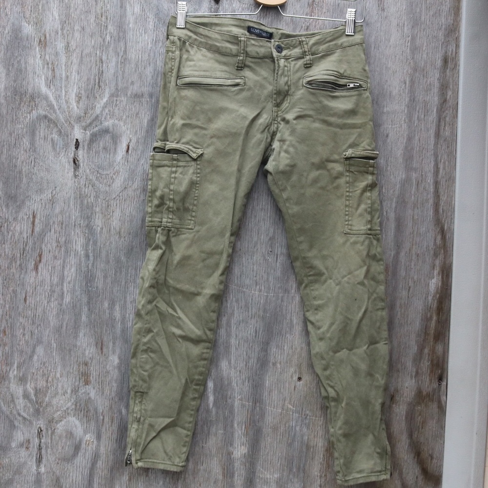 ✨Women’s Cargo Pants✨